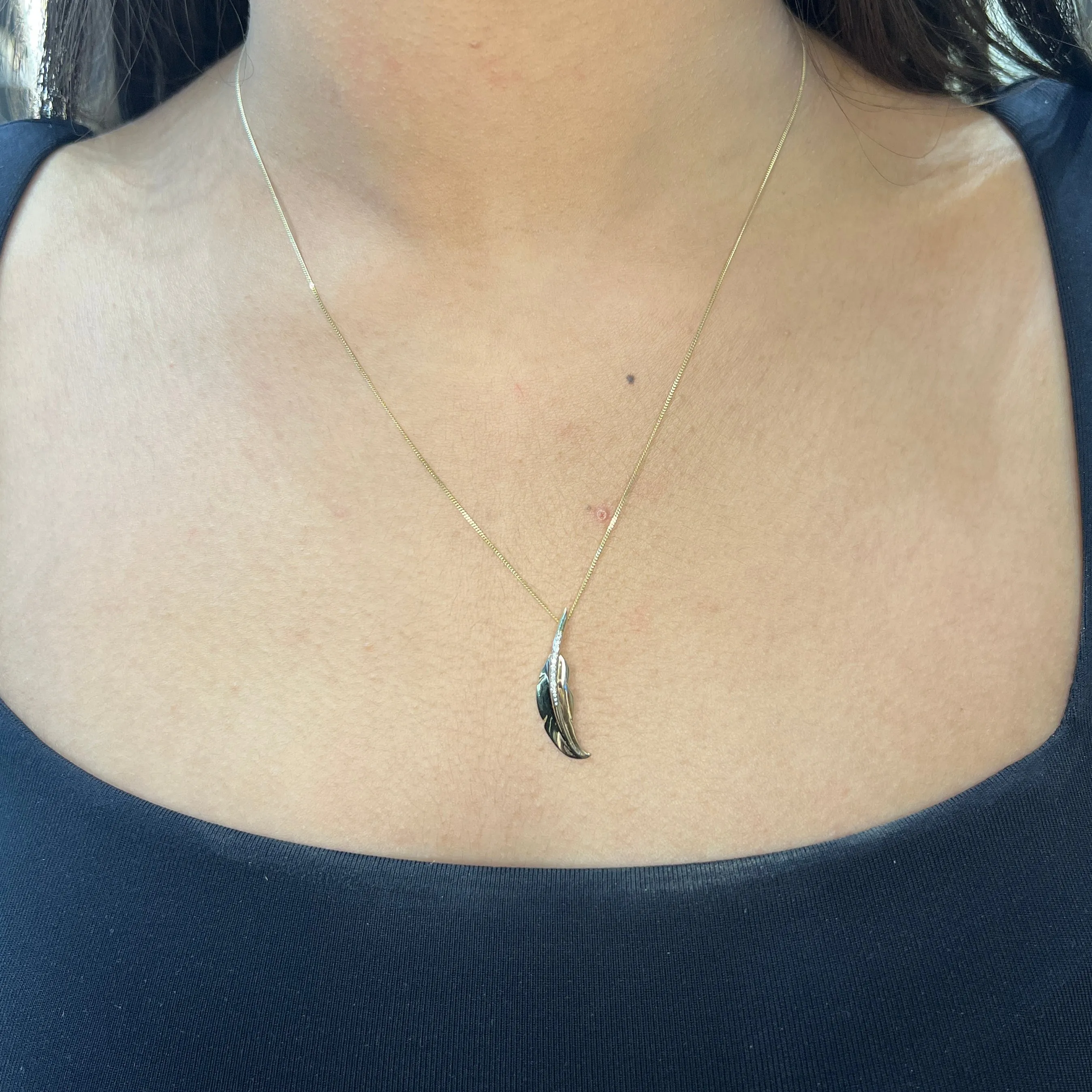 10K Yellow Gold (0.04ct) Diamond Feather Pendant