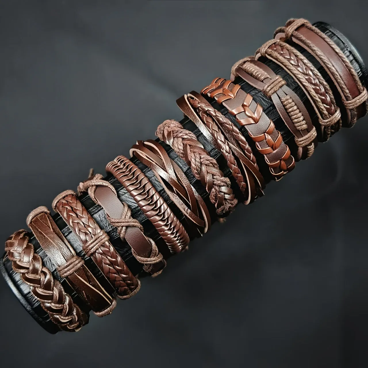 12pcs Vintage Style Leather Bracelet Set Unisex Wristbands Gift Occasions
