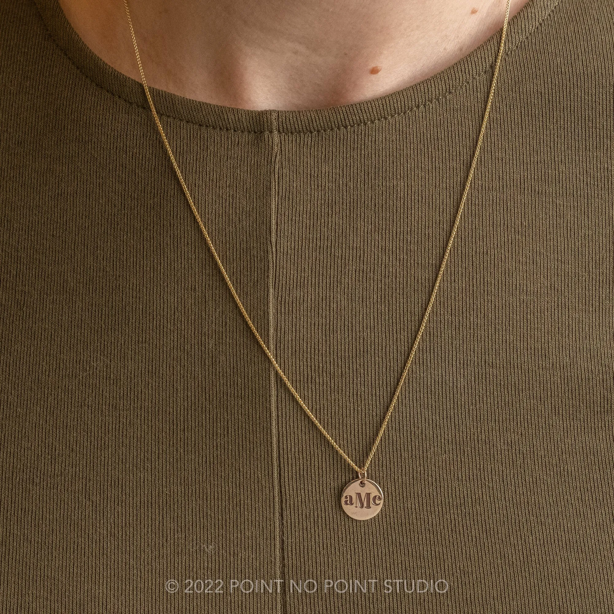 14k Gold Engraved Alouette Monogram Large Round Charm