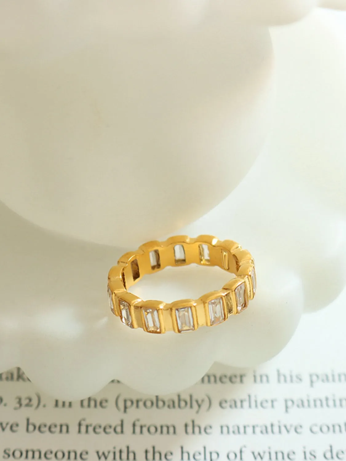 18K Gold Zircon Titanium Ring