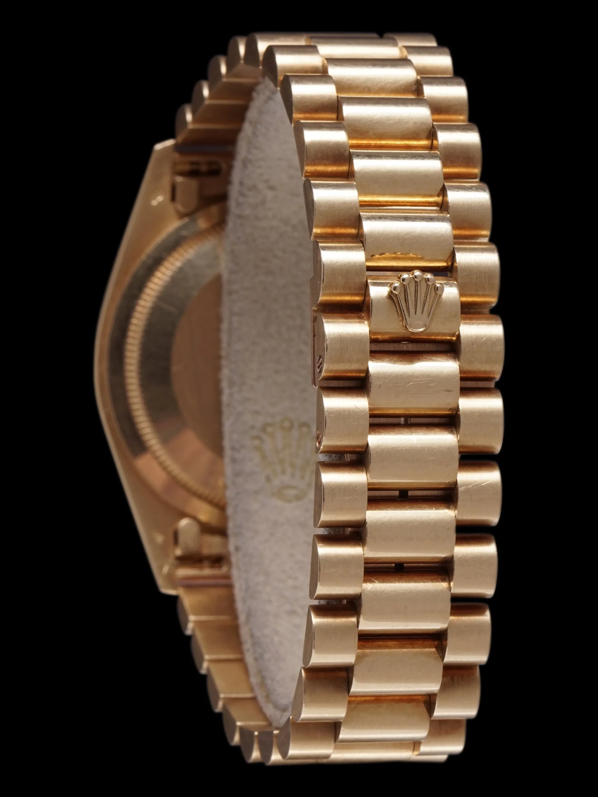 1991 Rolex Day-Date (Ref. 18238) 18k YG "Onyx Dial"
