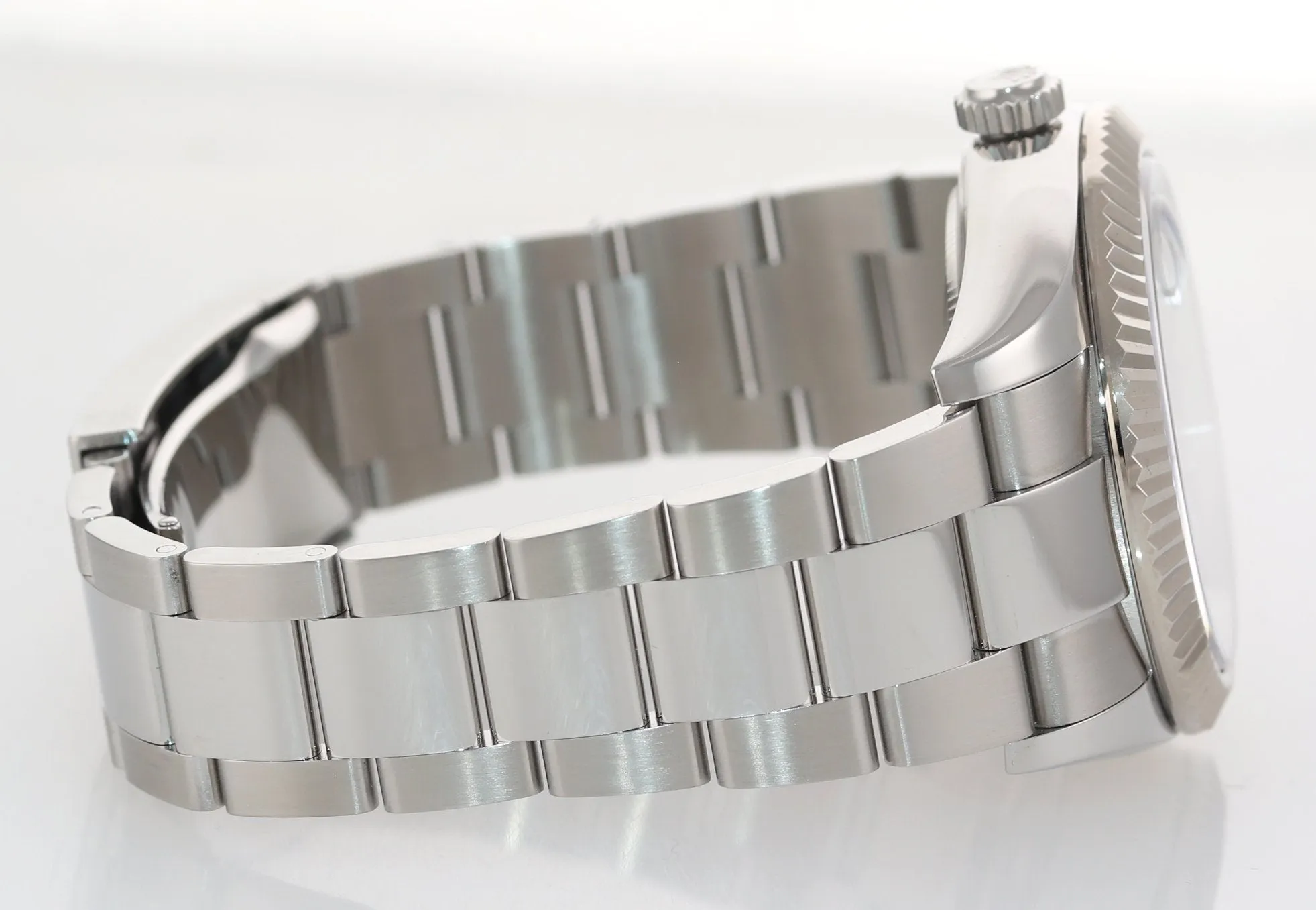 2021 NEW PAPERS Rolex Sky-Dweller Stainless White Gold Black 326934 42mm Watch