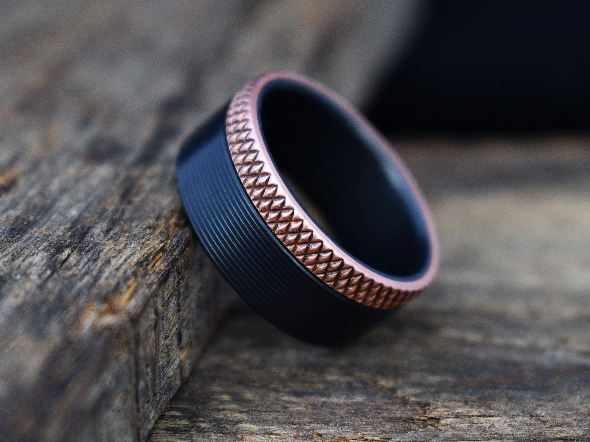 Apogee (Black)
