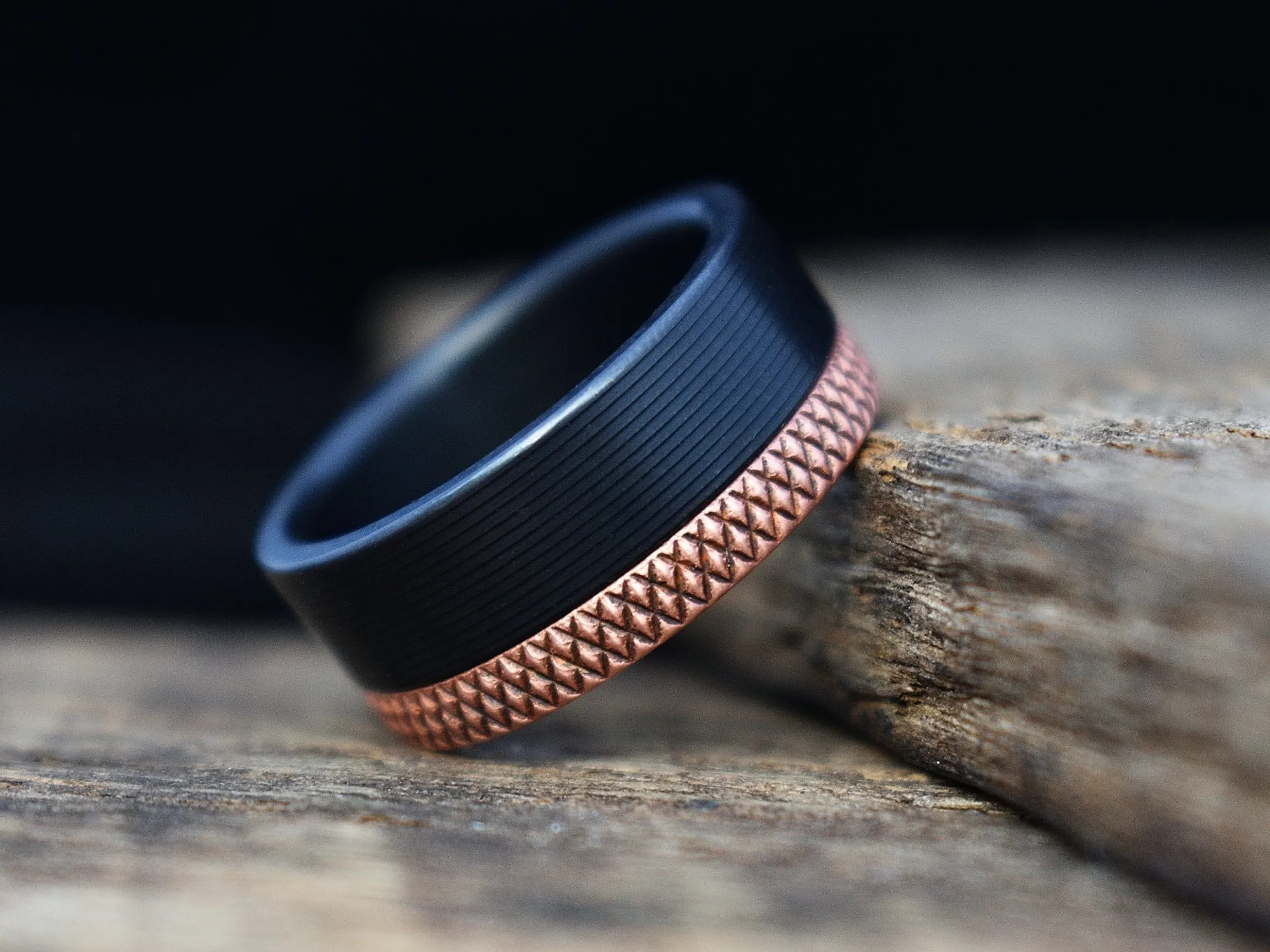 Apogee (Black)
