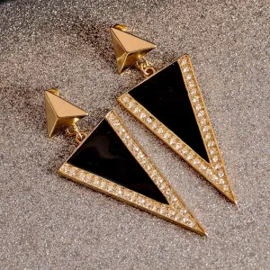 Black Triangle Long Dangle Earring for Women Punk Fashion Gift Ladies Accessories Pendant Earrings Korean Earrings 2023
