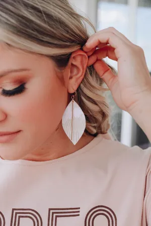 Brooklyn Feather Earrings - Cream