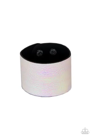 Cosmo Cruise - White - Iridescent Crocodile Leather Paparazzi Snap Wrap Bracelet