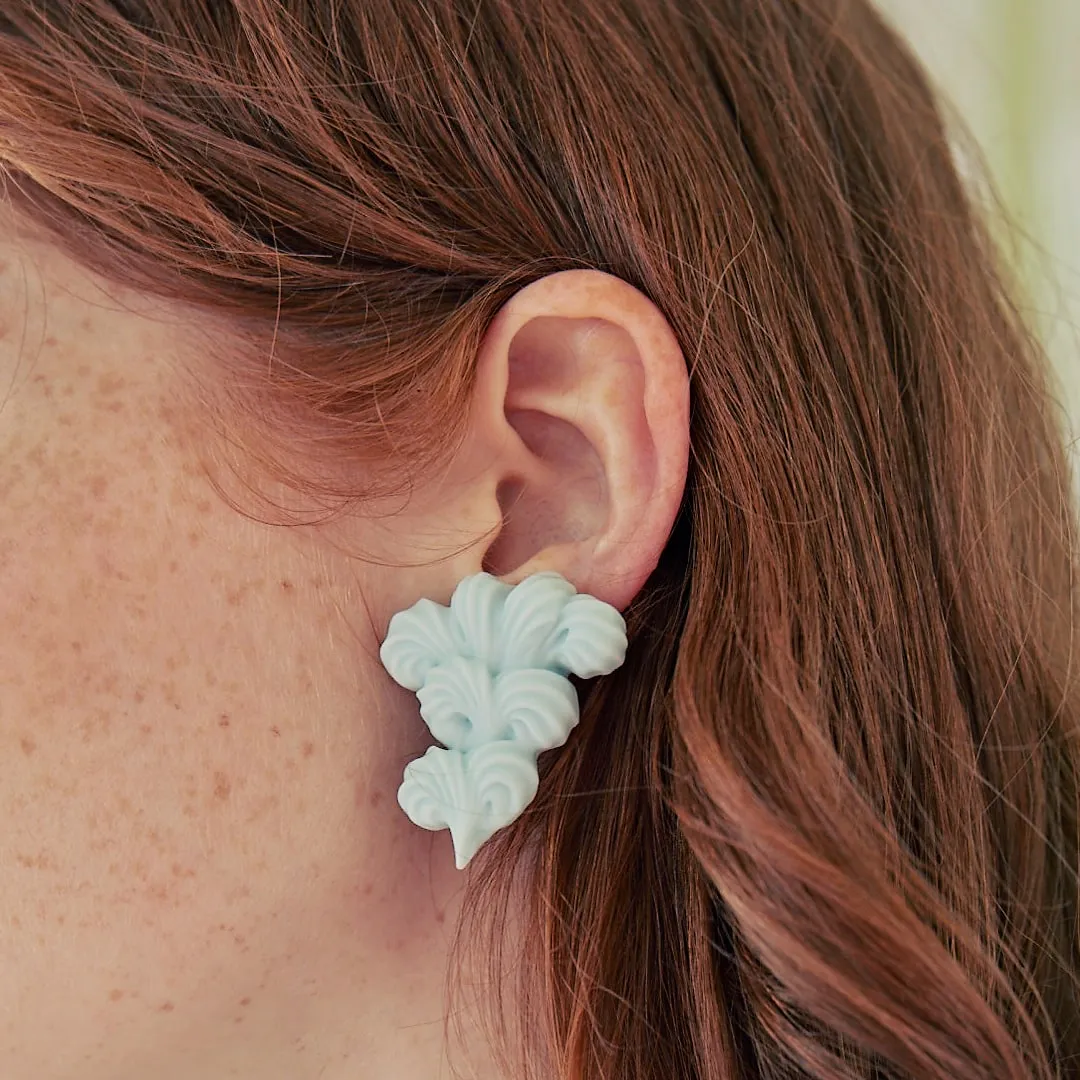 Elegant Buttercream Clip-On Earring (Blue / Single)【Japan Jewelry】