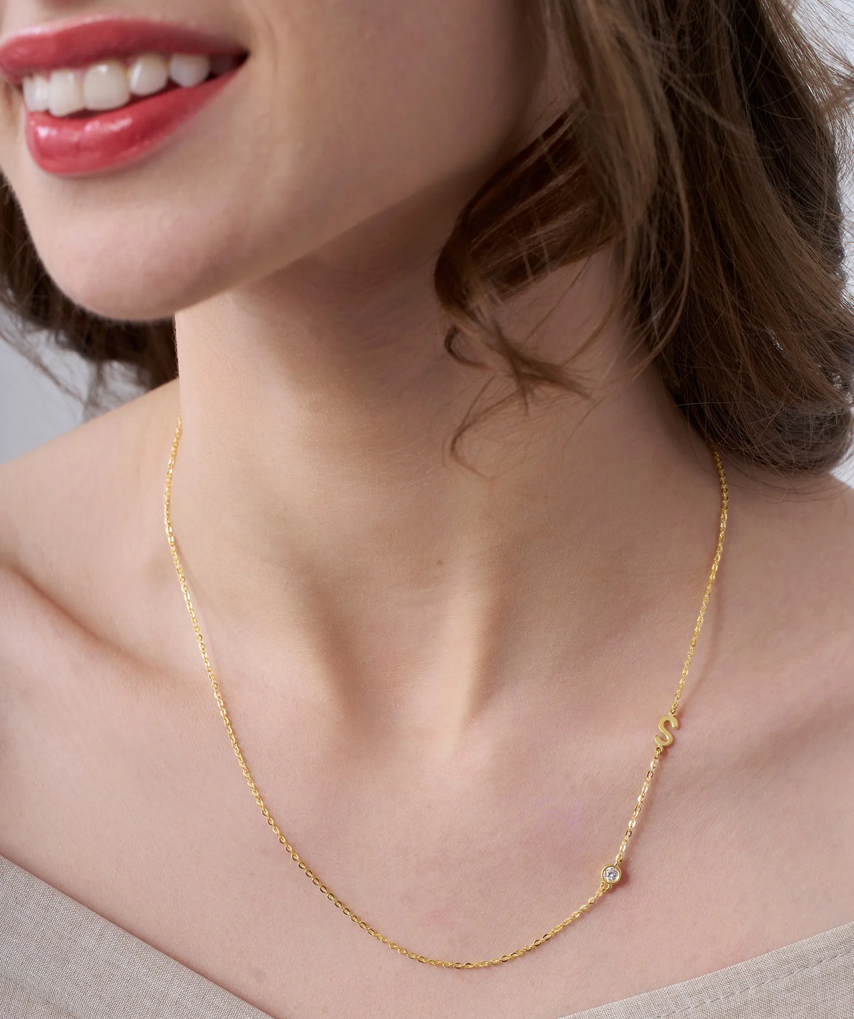 Elegant Signature 'S' Gold Necklace