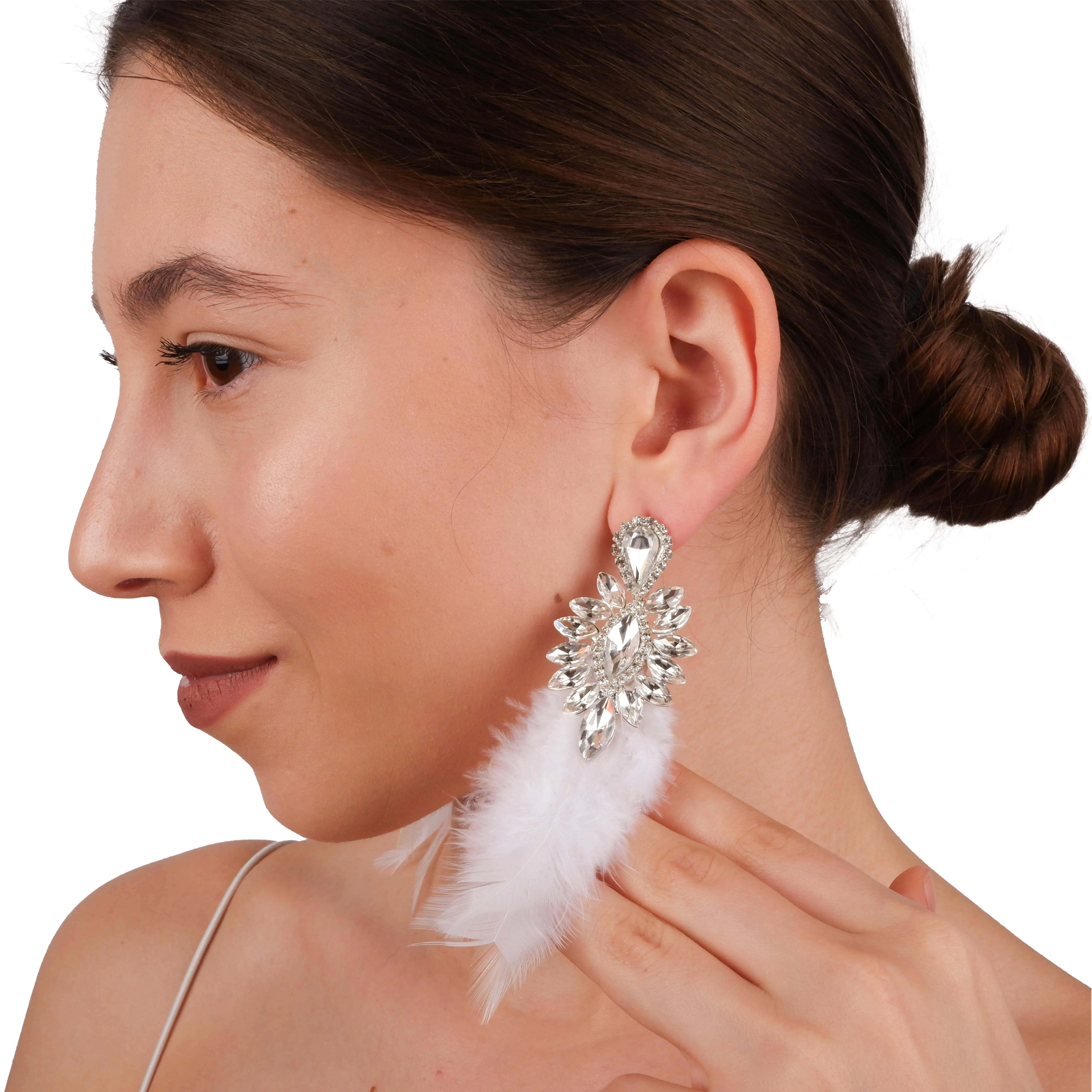 Eye-Catching Feather Bridal Jewelry