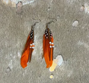 Feather & beads earrings -010