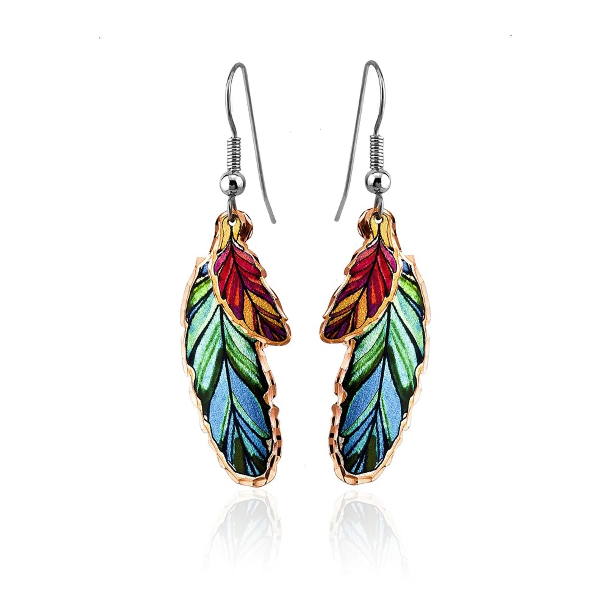 Feather design earrings