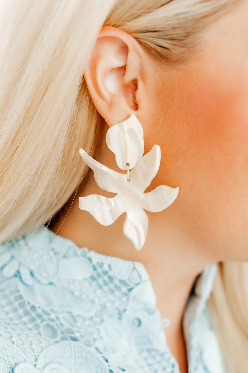 Flora- Champagne Sparkle Earrings