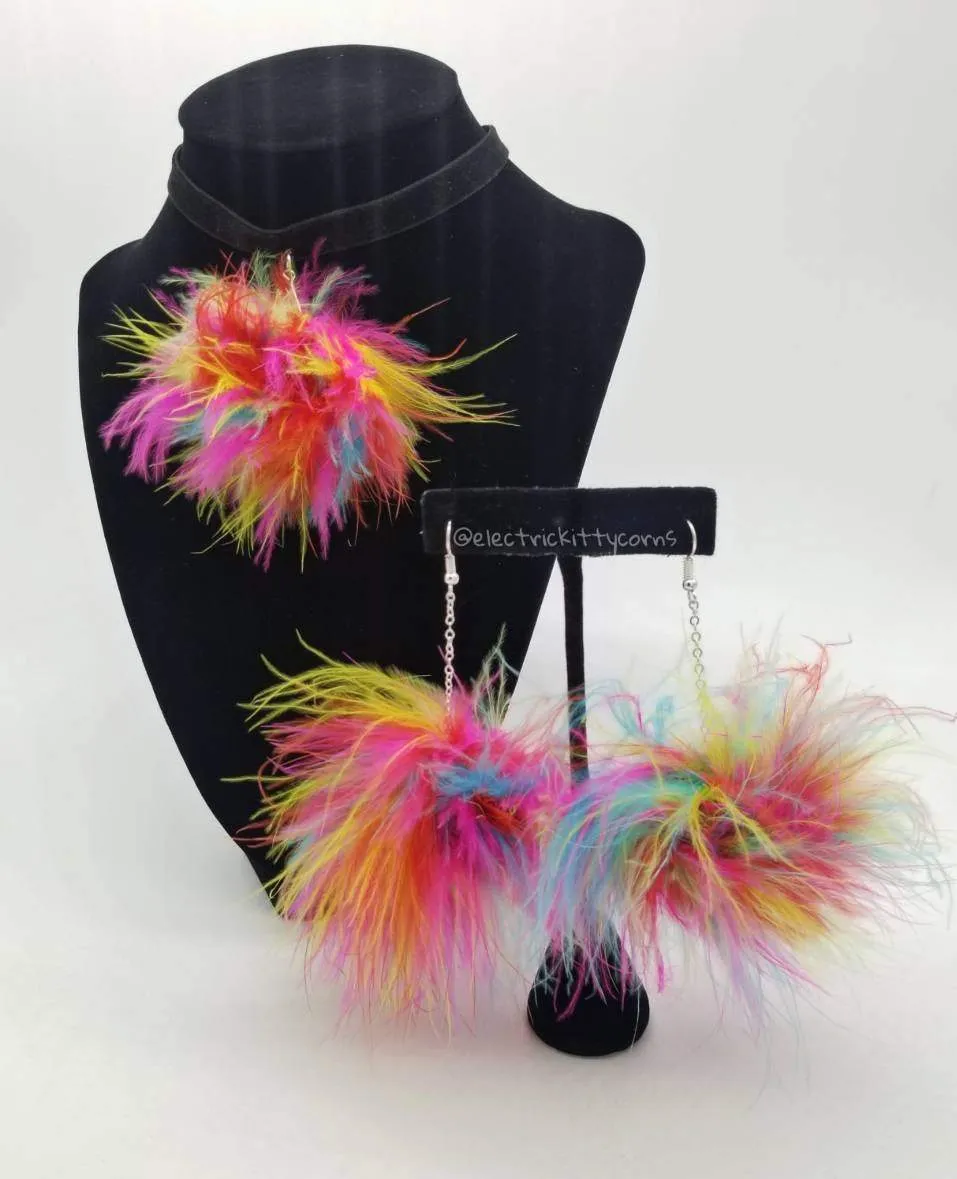 Fluff Puff Kittycorn Earrings
