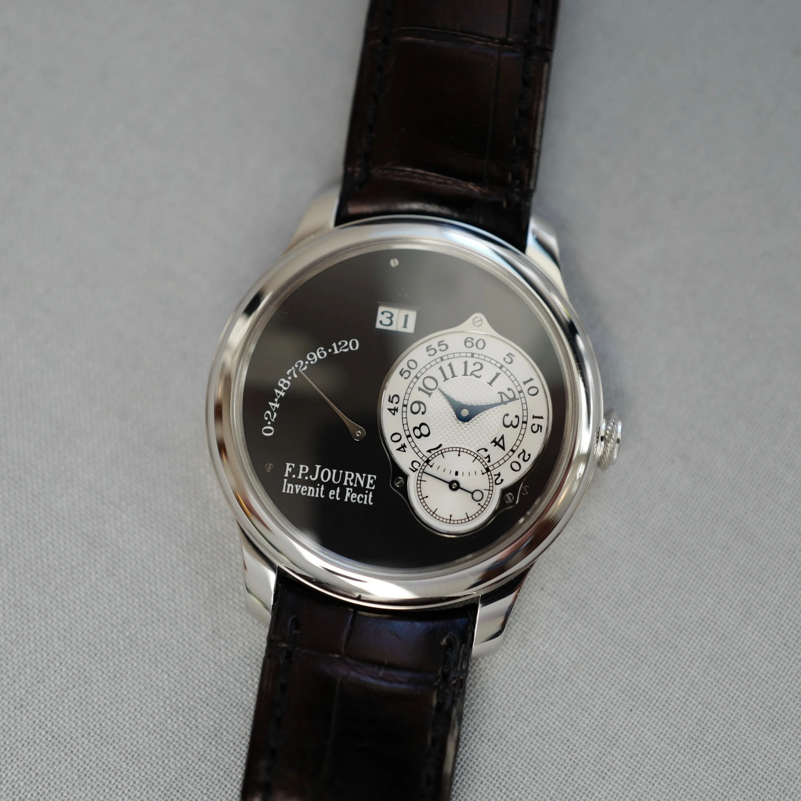F.P. Journe Platinum Octa Auto Reserve de Marche Black Label Watch