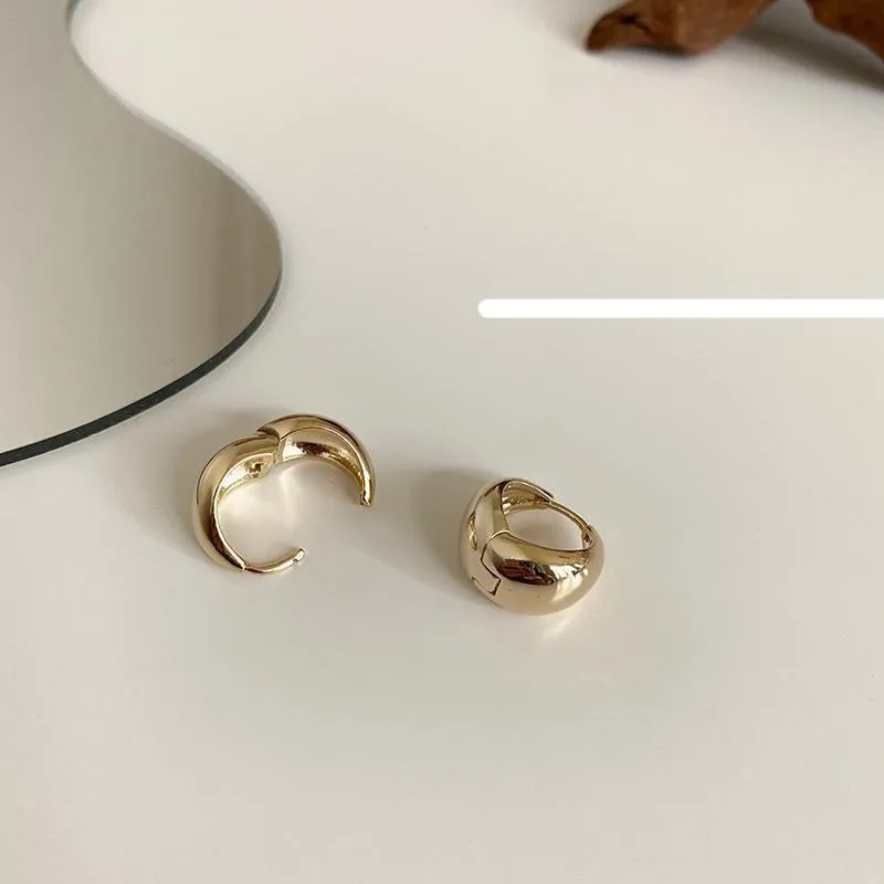 Gold Circle Earrings