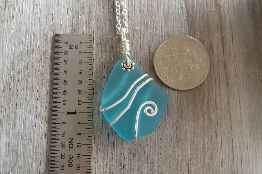 Handmade in Hawaii wire wrapped sea glass necklace,20 inch   gift box.Hawaiian  Mother's Day Gifts.