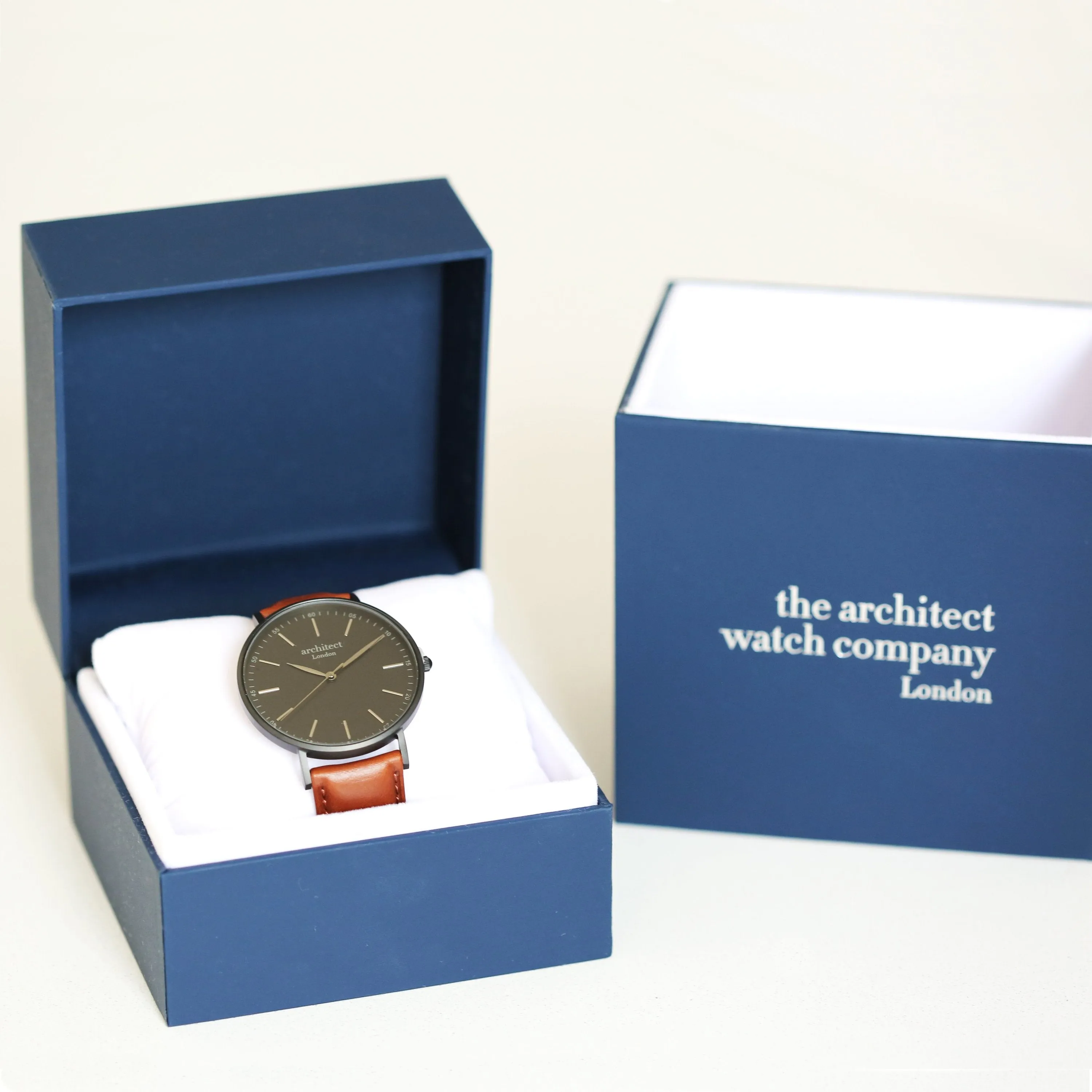 Handwriting Engraving - Men's Minimalist Watch   Walnut Strap