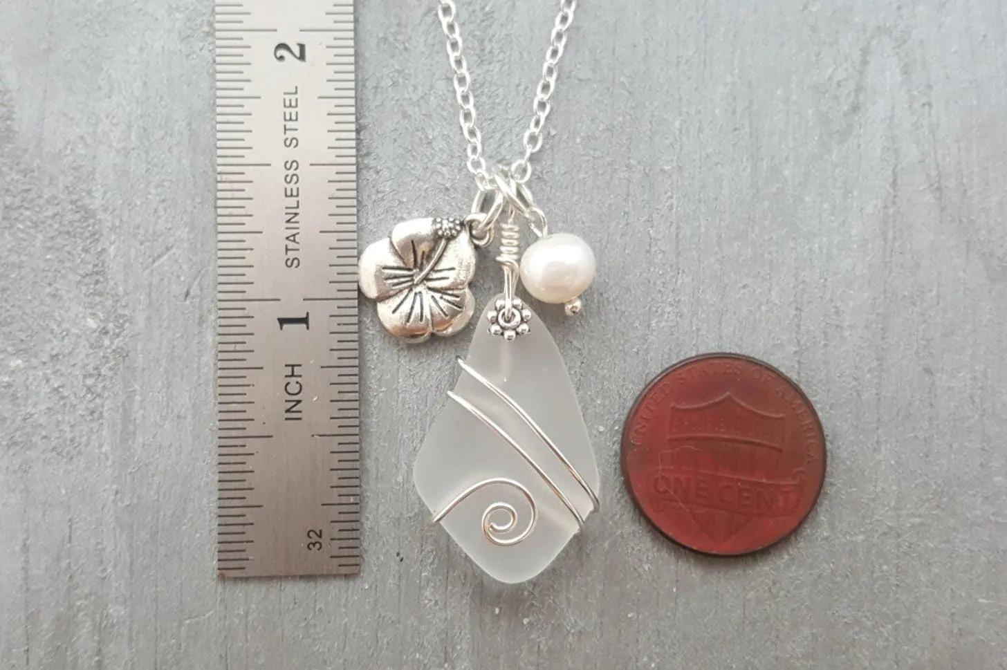 Hawaiian Jewelry Sea Glass Necklace, Wire Crystal Necklace Hibiscus Pearl Necklace, Sea Glass Jewelry Birthday Gift (April Birthstone Gift)