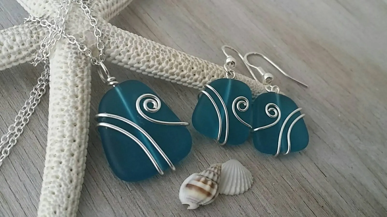 Hawaiian Jewelry Sea Glass Set, Teal Wire Wrapped Necklace Earrings Jewelry Set, Beachy Sea Glass Jewelry For Women Unique Jewelry Set
