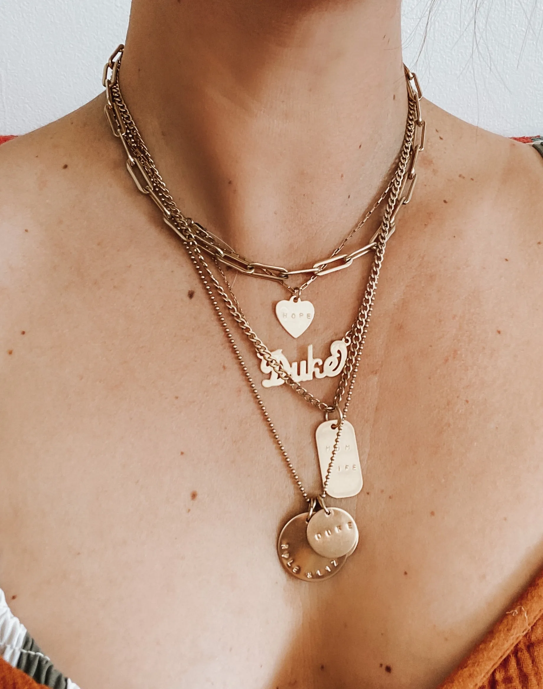 LARGE DISC NECKLACE