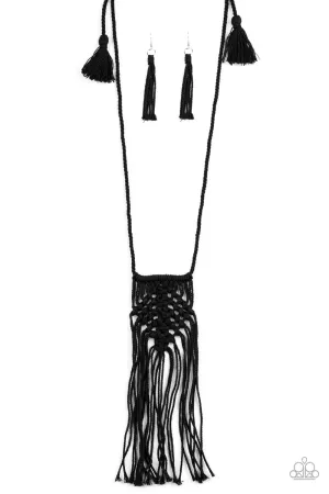Macramé Mantra - Black