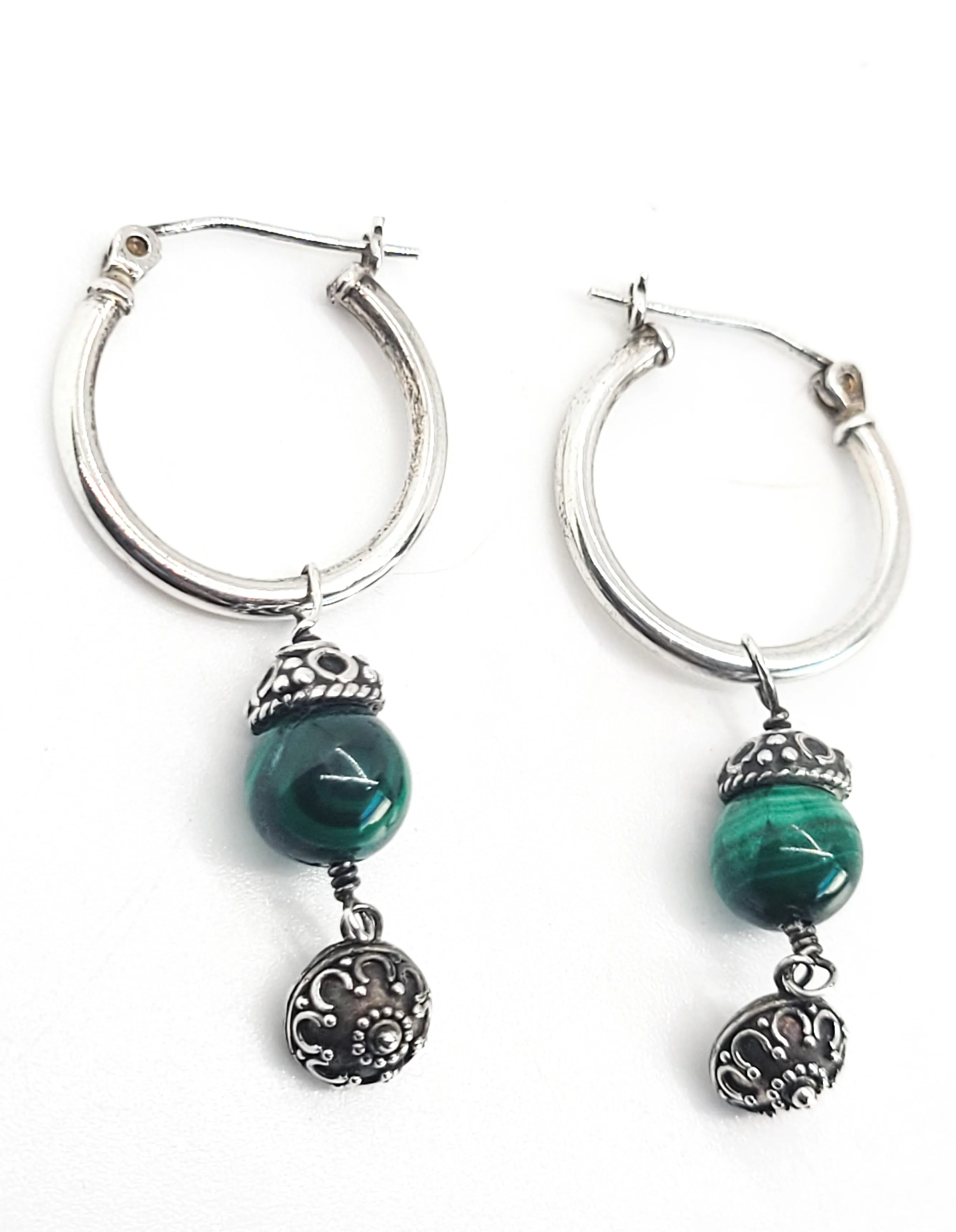 Malachite beaded vintage tribal Balinese sterling silver hoop earrings