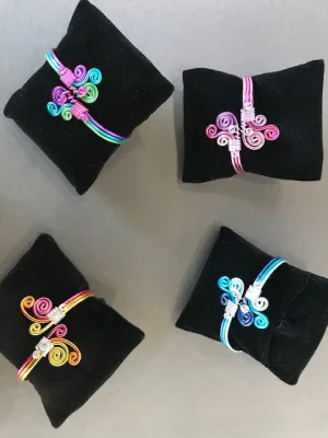 Melissa Woods: Anodized Aluminum Wire Bracelet