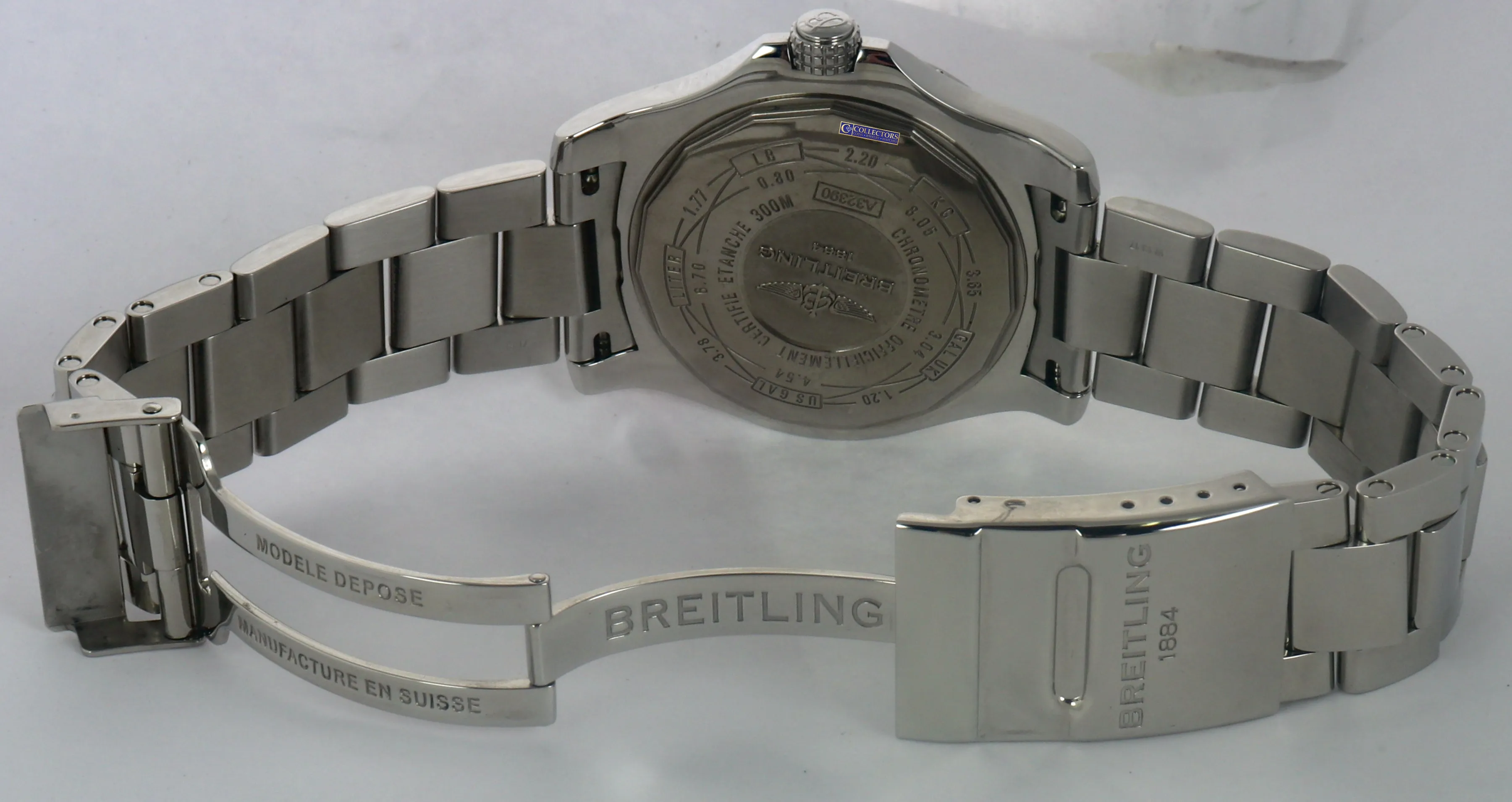 MINT 2017 Breitling Avenger II Aeromarine Automatic Black 42mm Steel A32390 Date