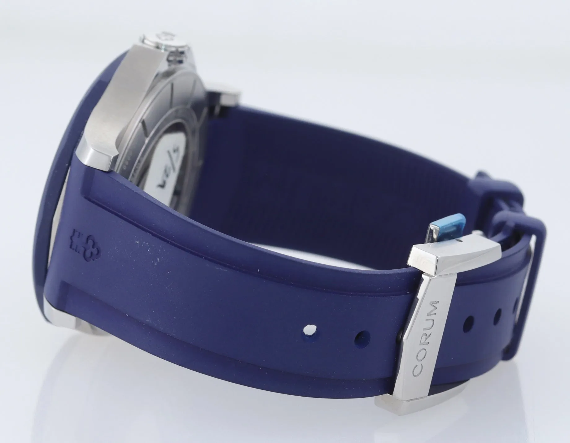 MINT Corum Admiral's Cup Legend 42 Automatic Blue 01.0090 Steel Watch Box Papers