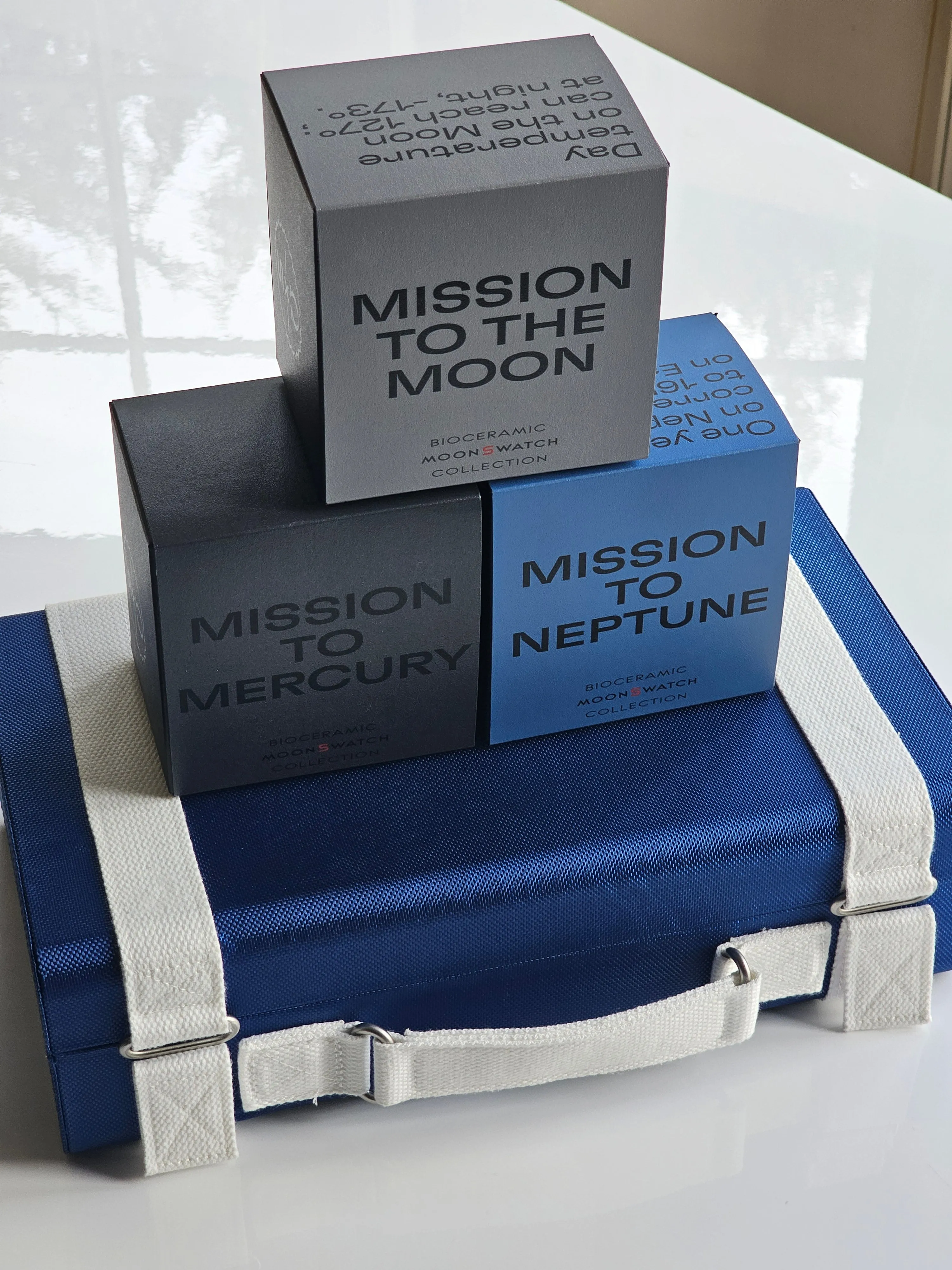 MoonSwatch Gift Set: Swatch x Omega MoonSwatch Flight Case