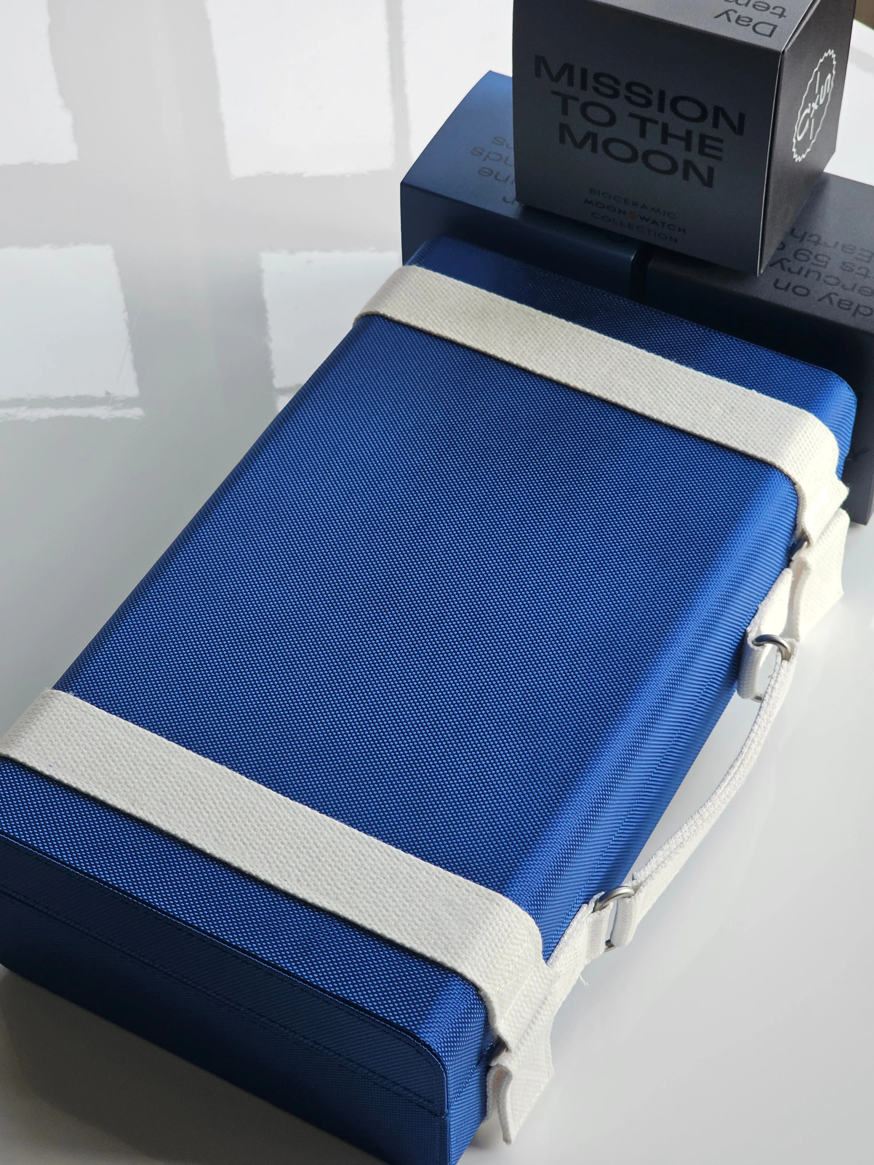 MoonSwatch Gift Set: Swatch x Omega MoonSwatch Flight Case