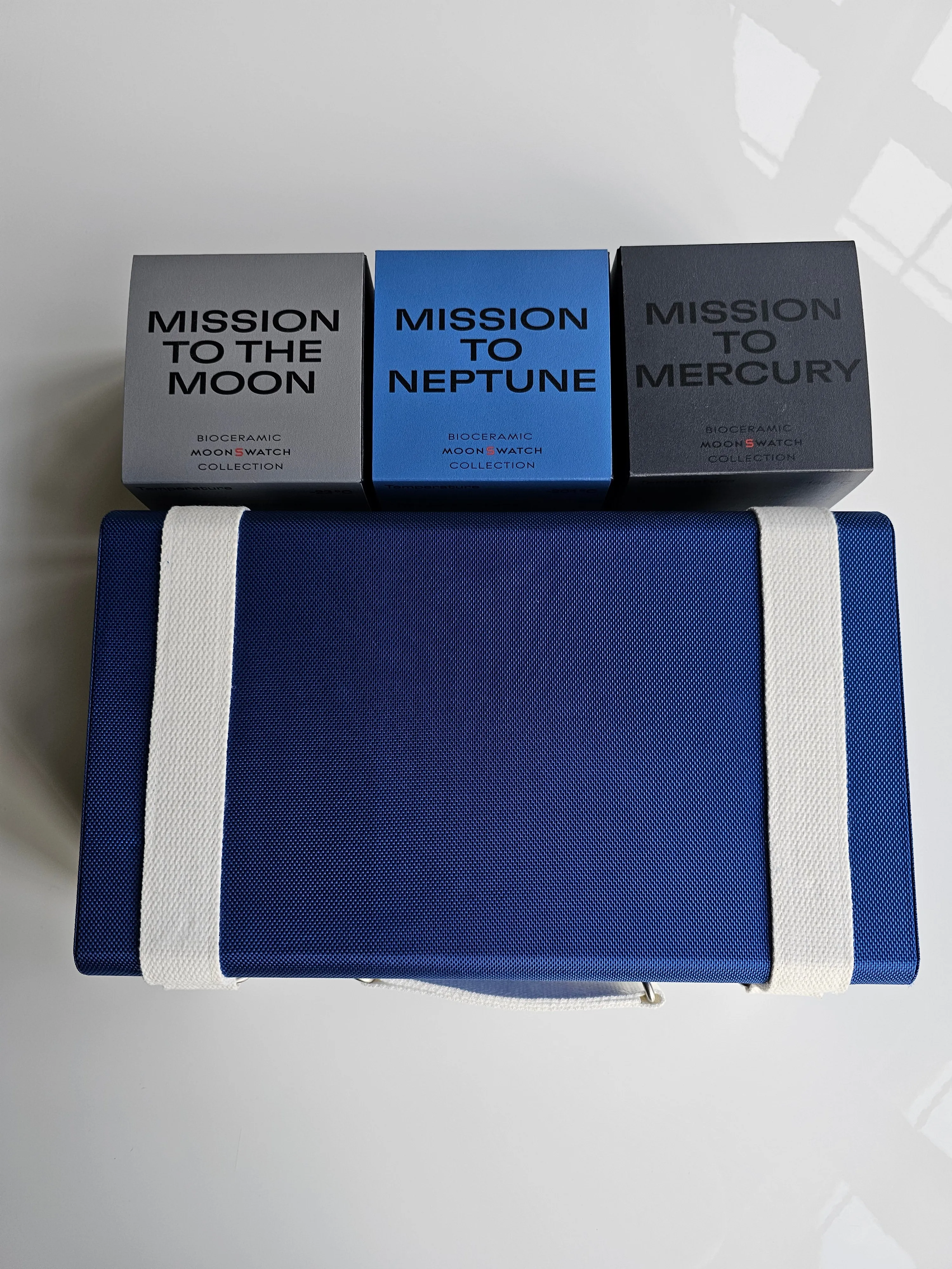MoonSwatch Gift Set: Swatch x Omega MoonSwatch Flight Case