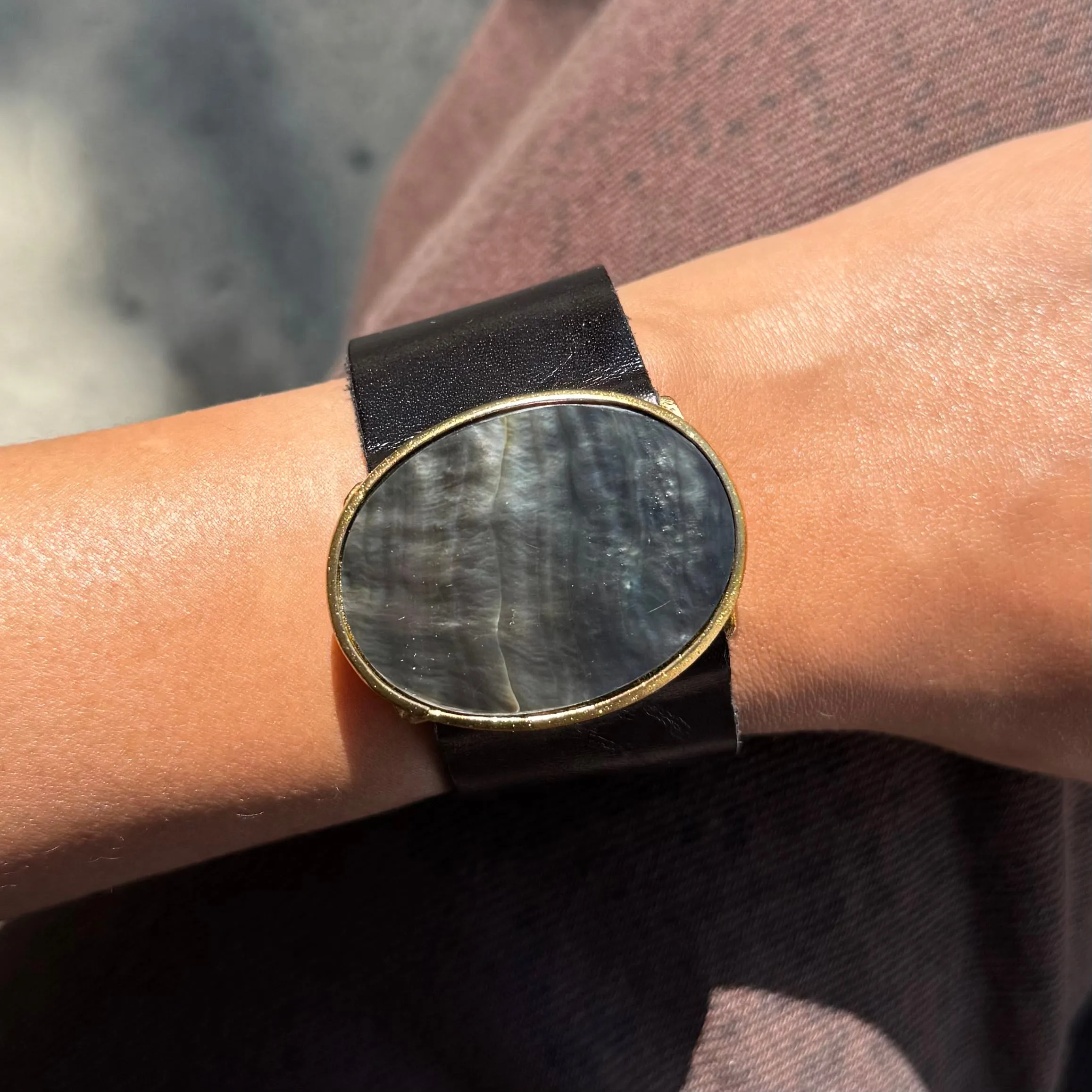 MOP Cabochon Leather Bracelet