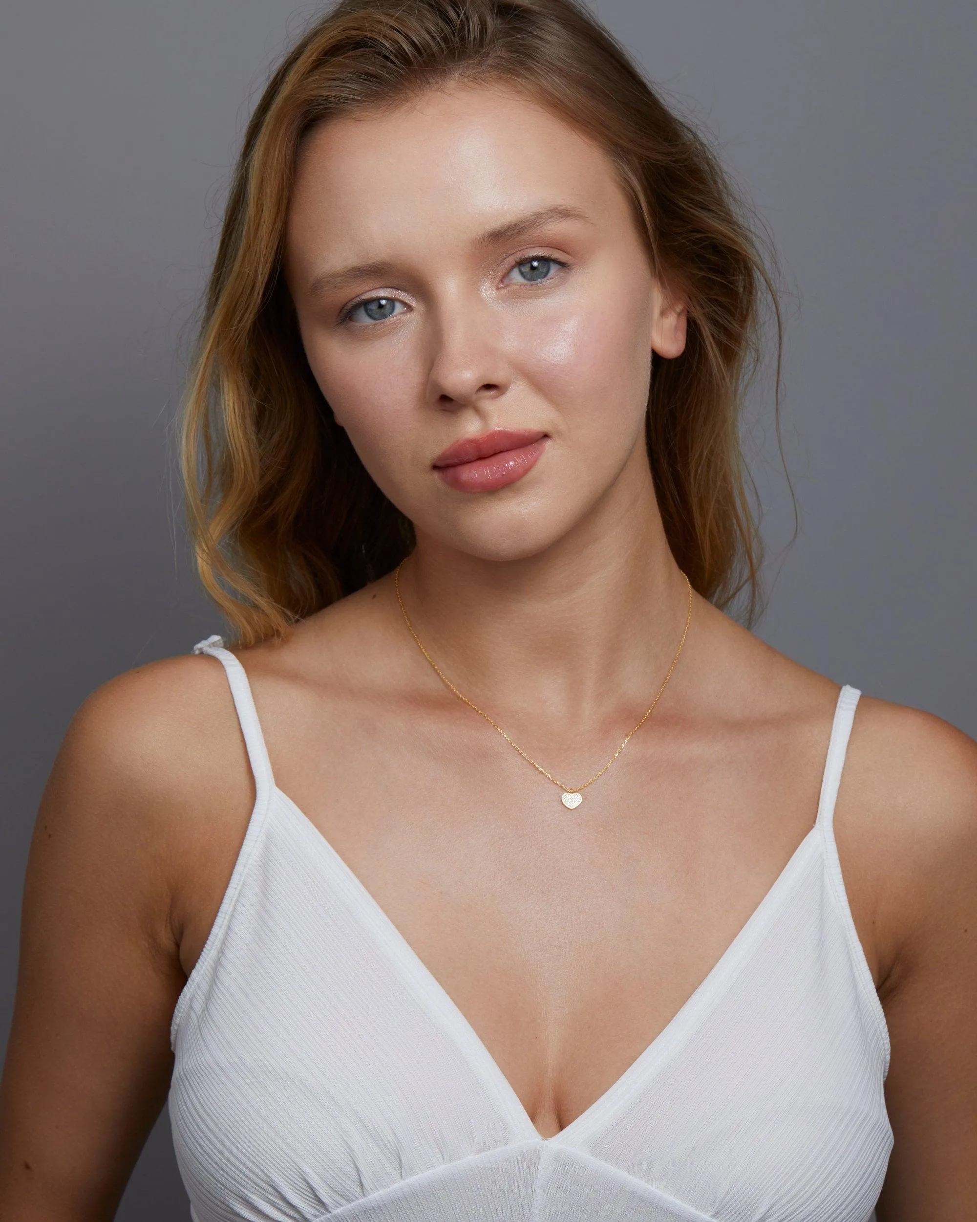 Name Necklace with Heart - 18K Gold Vermeil