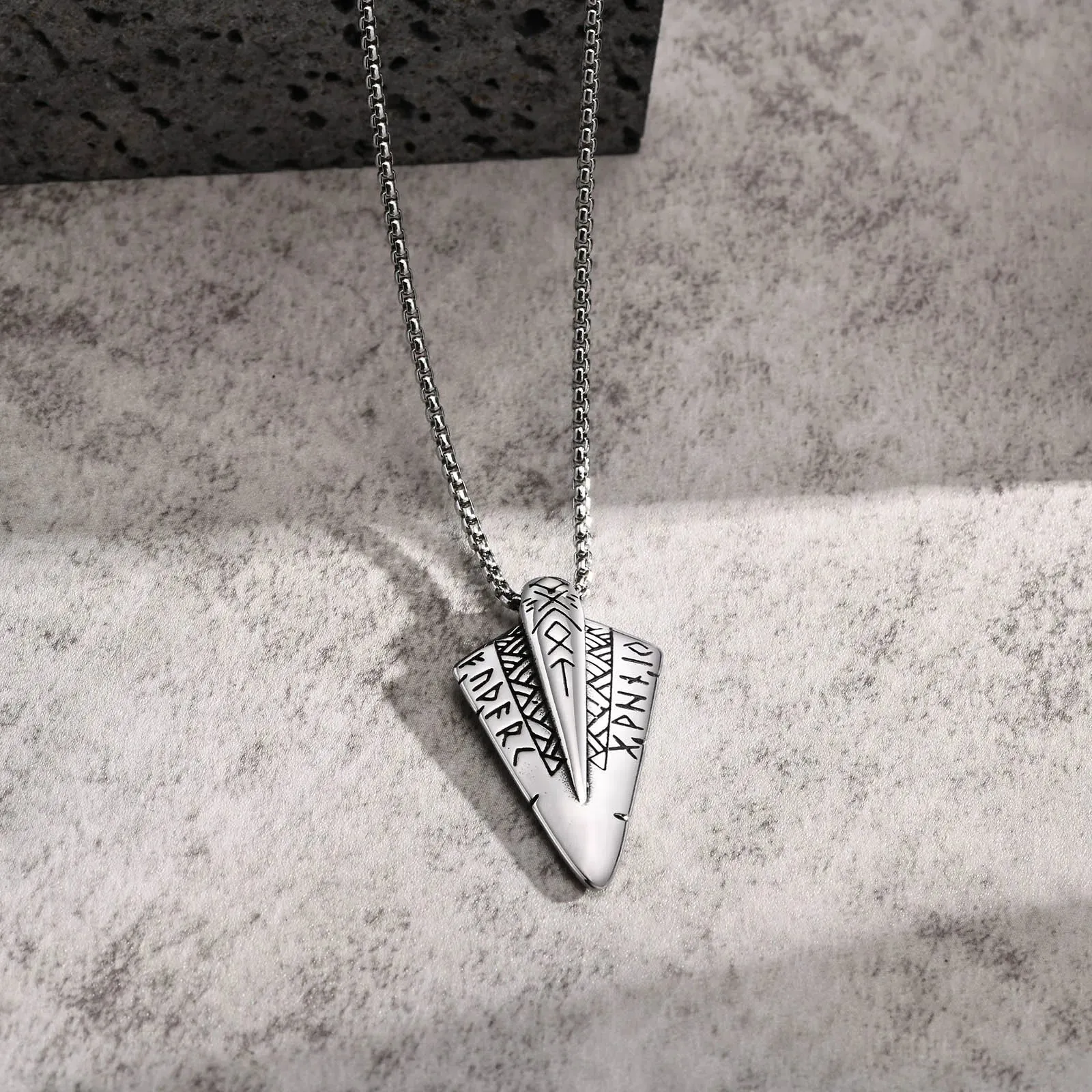 Norse Viking Arrow Headed Necklaces for Men