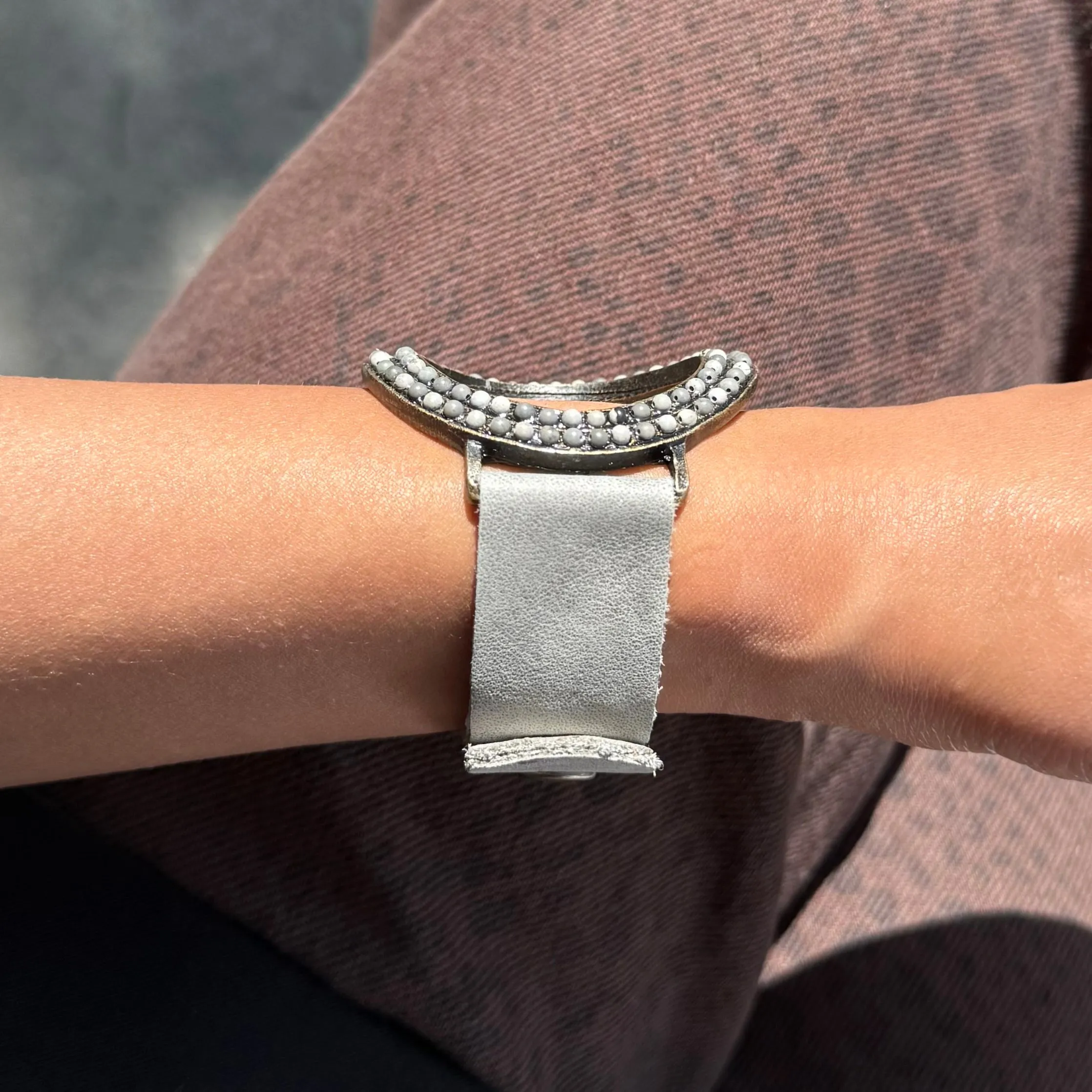 Open Circle Leather Bracelet – Grey Moonstone