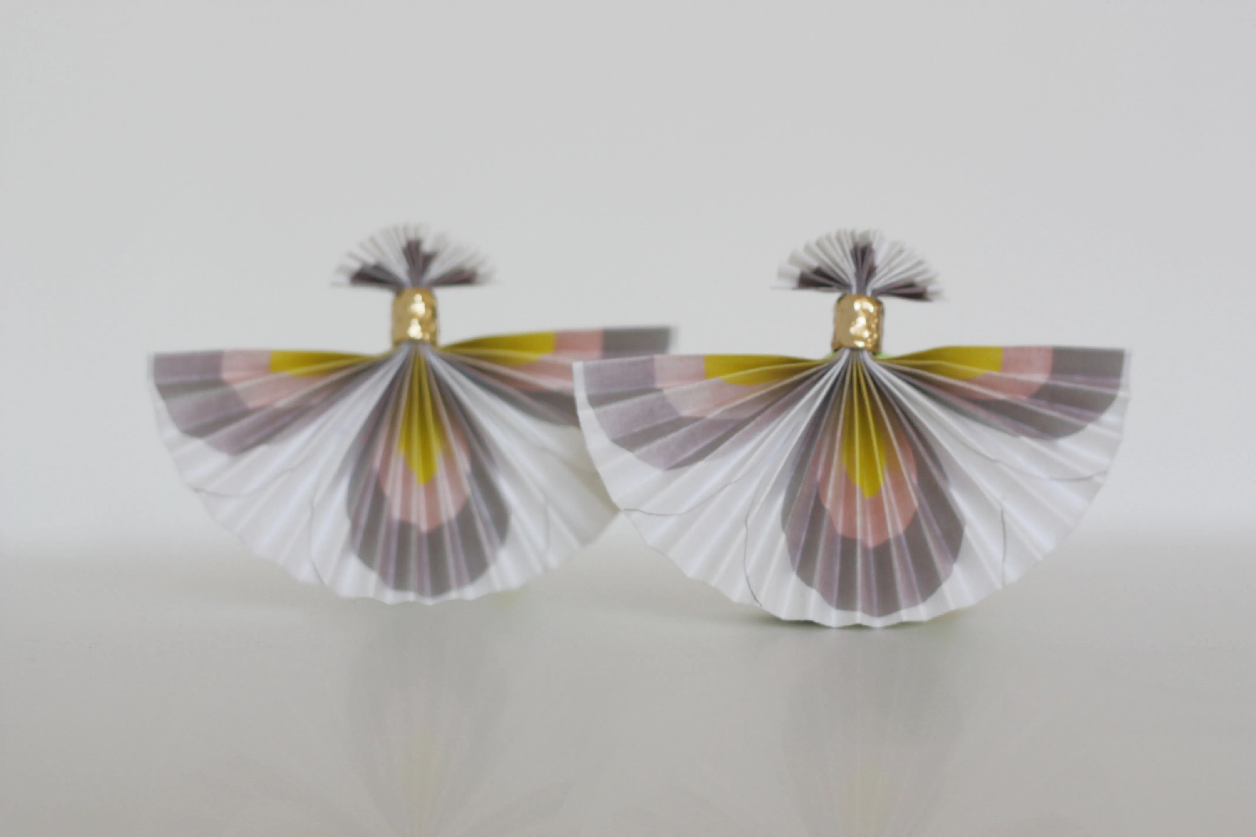 PRETTY WINGS - Worn by Yara Shahidi on Grownish