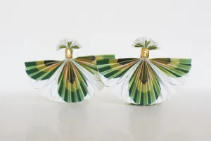 PRETTY WINGS - Worn by Yara Shahidi on Grownish