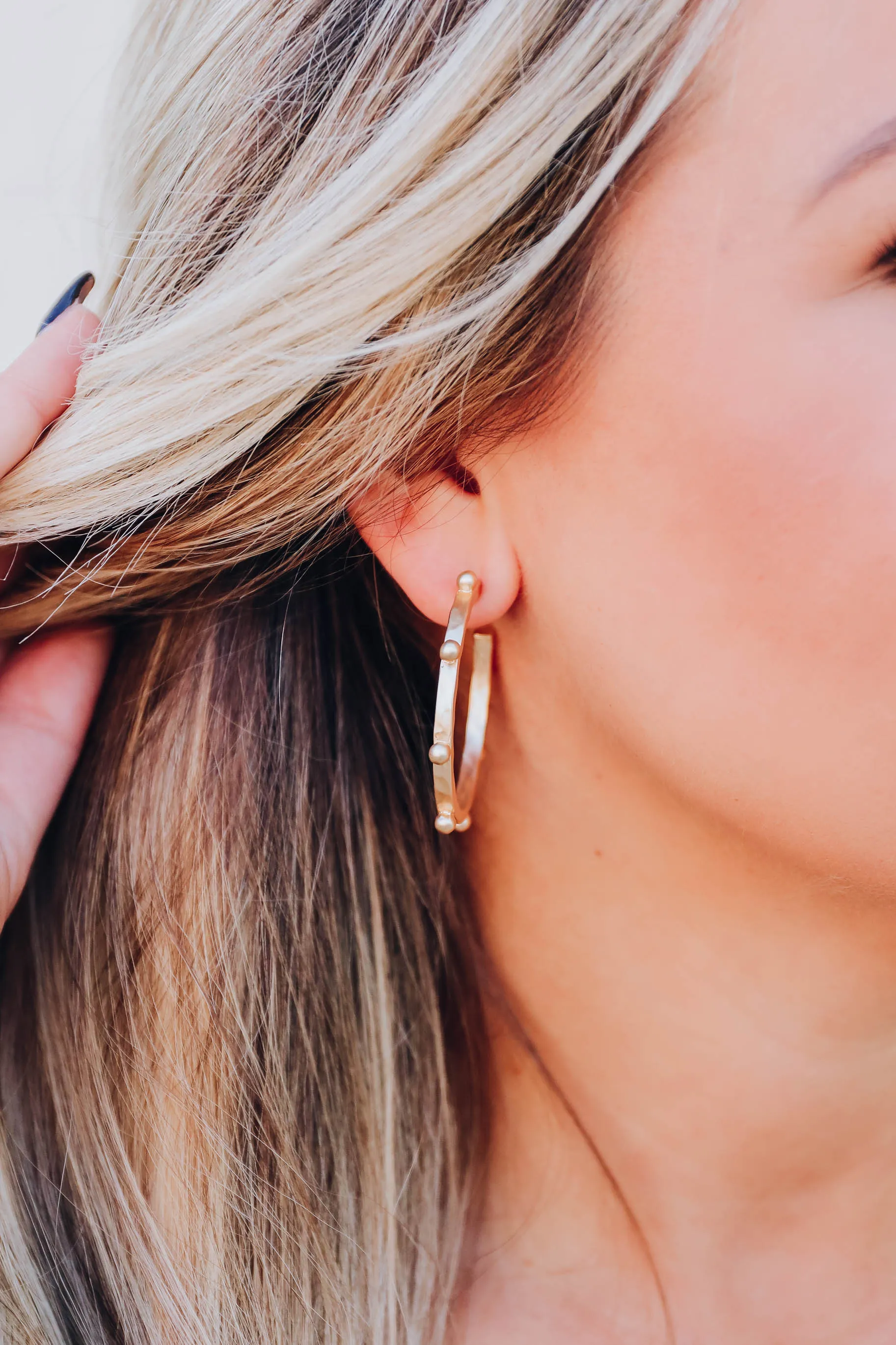 Ramona Hoop Earrings - Matte Gold