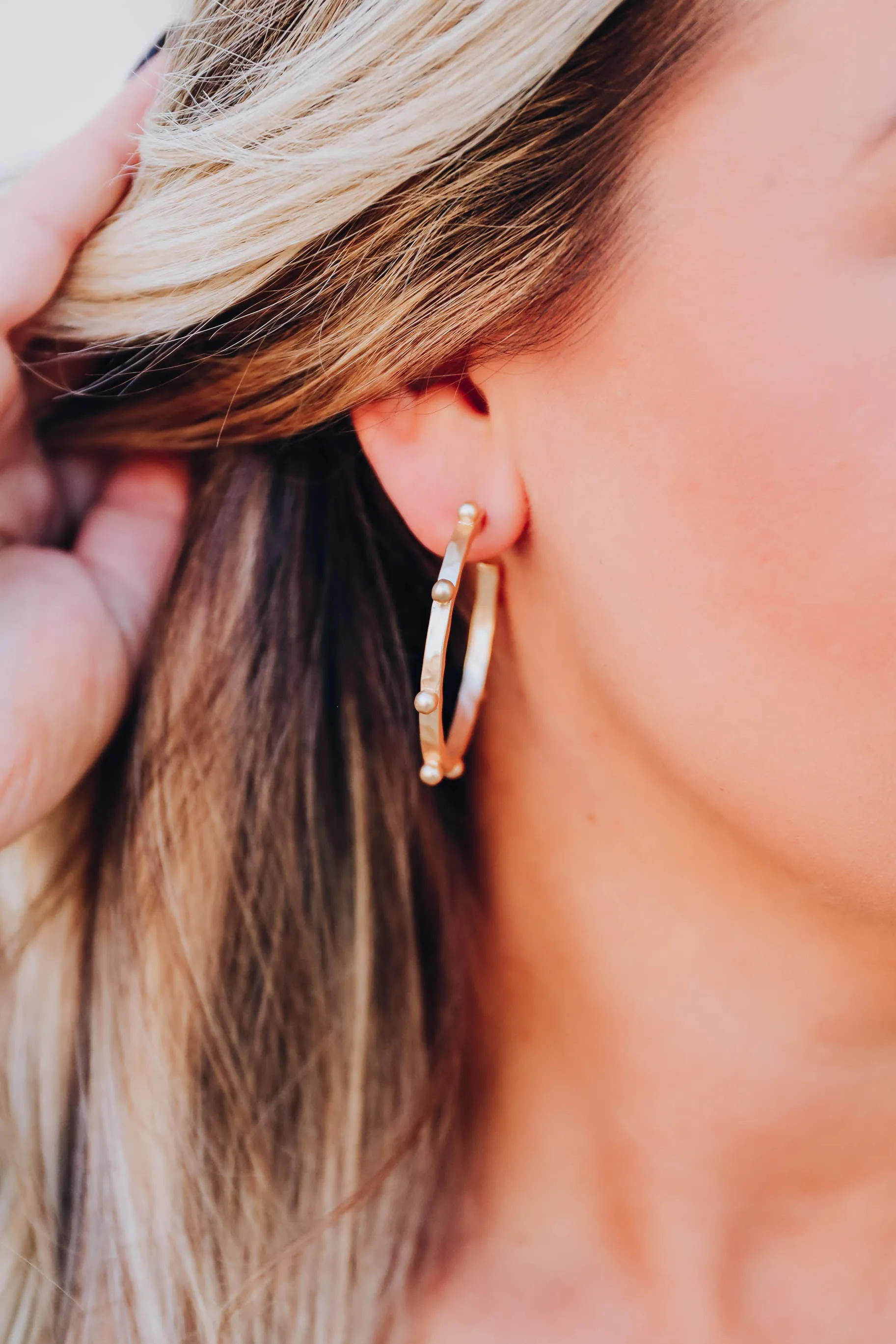 Ramona Hoop Earrings - Matte Gold
