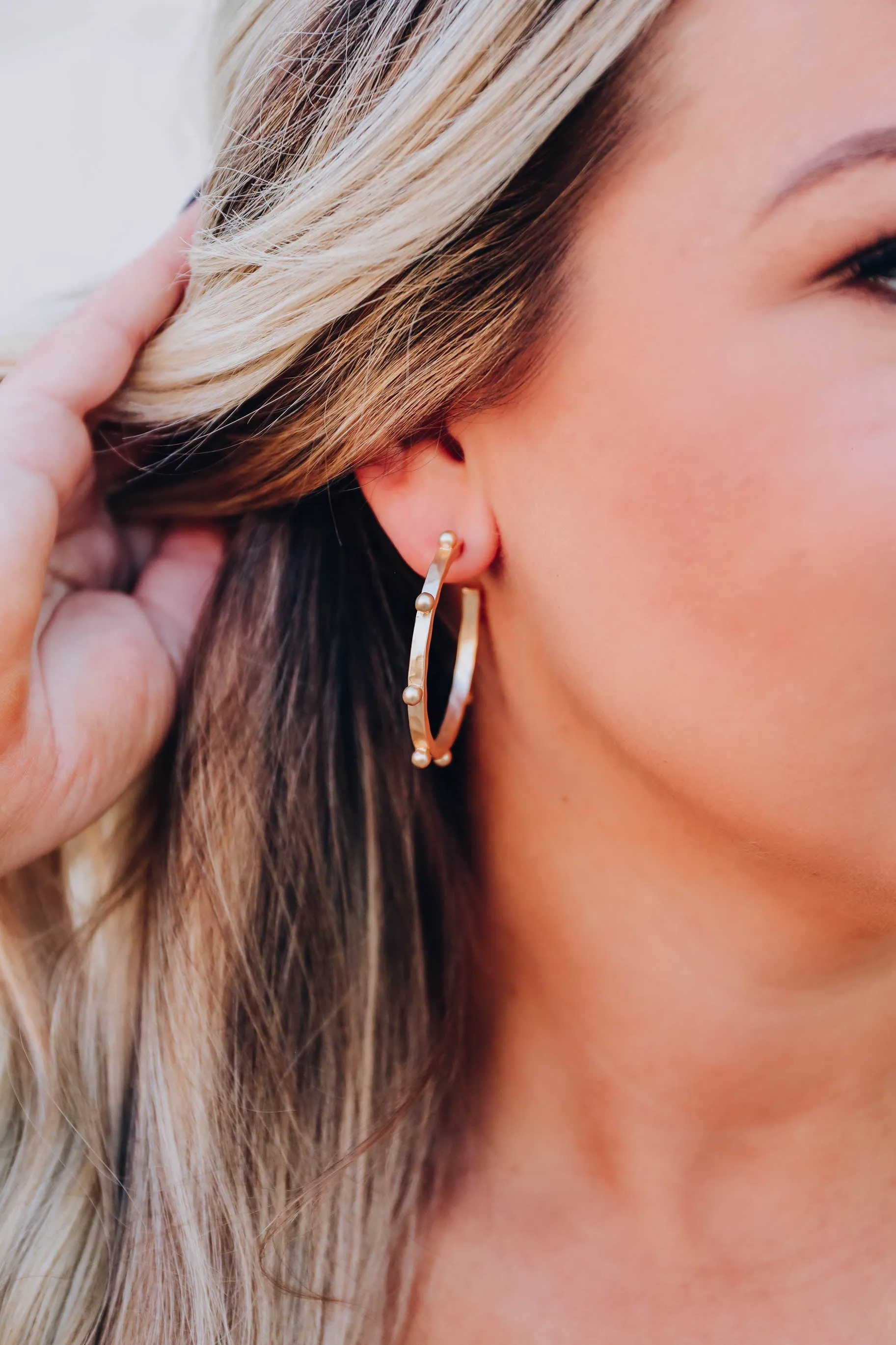 Ramona Hoop Earrings - Matte Gold