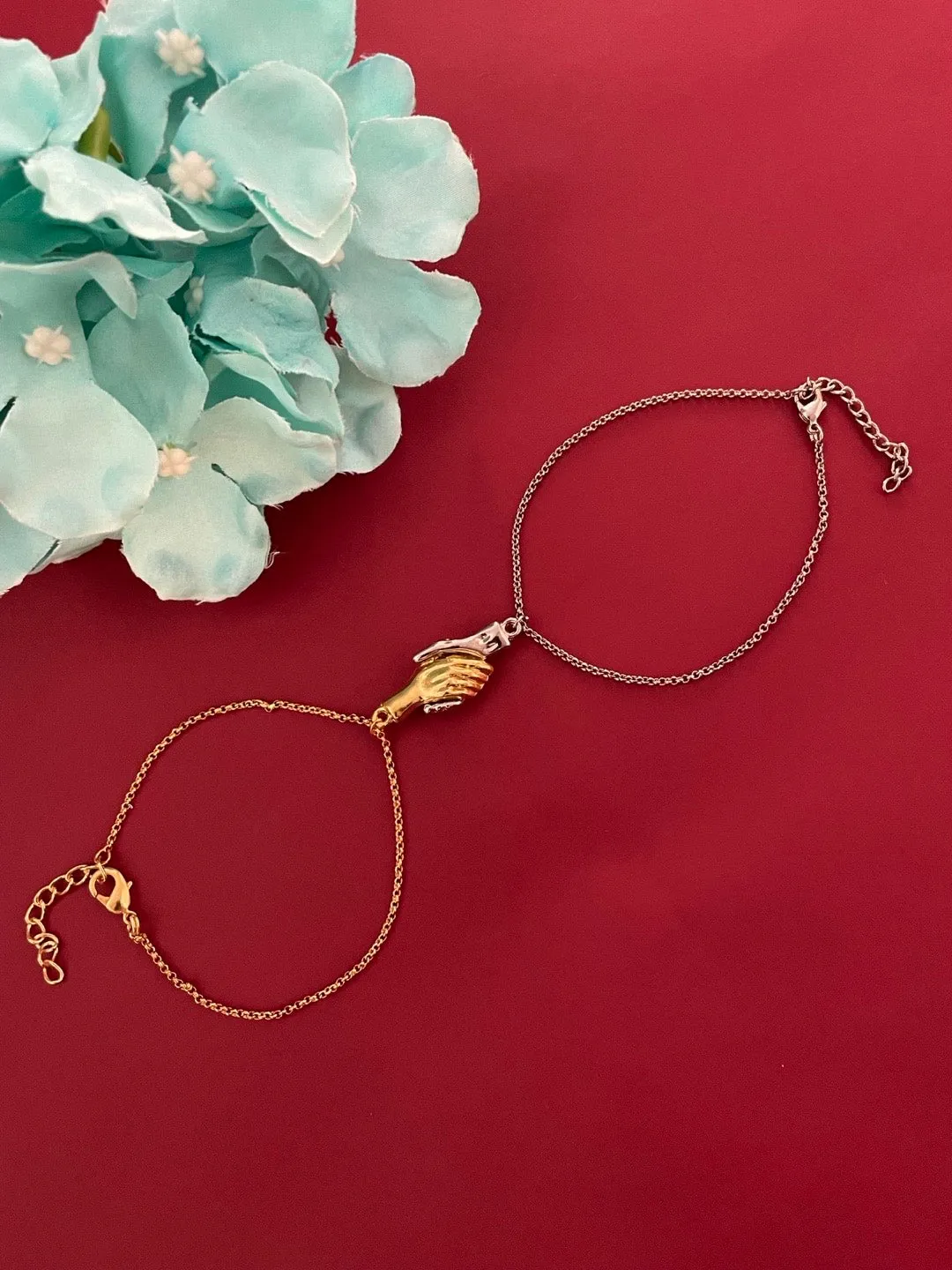 (Set of 2) Silver/Gold Plated Hand Holding Magnet Bracelets