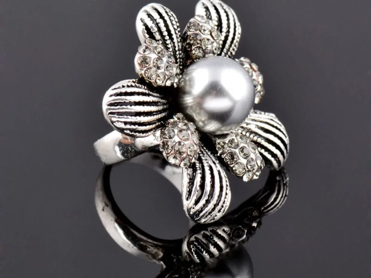 Silver Flower Ring