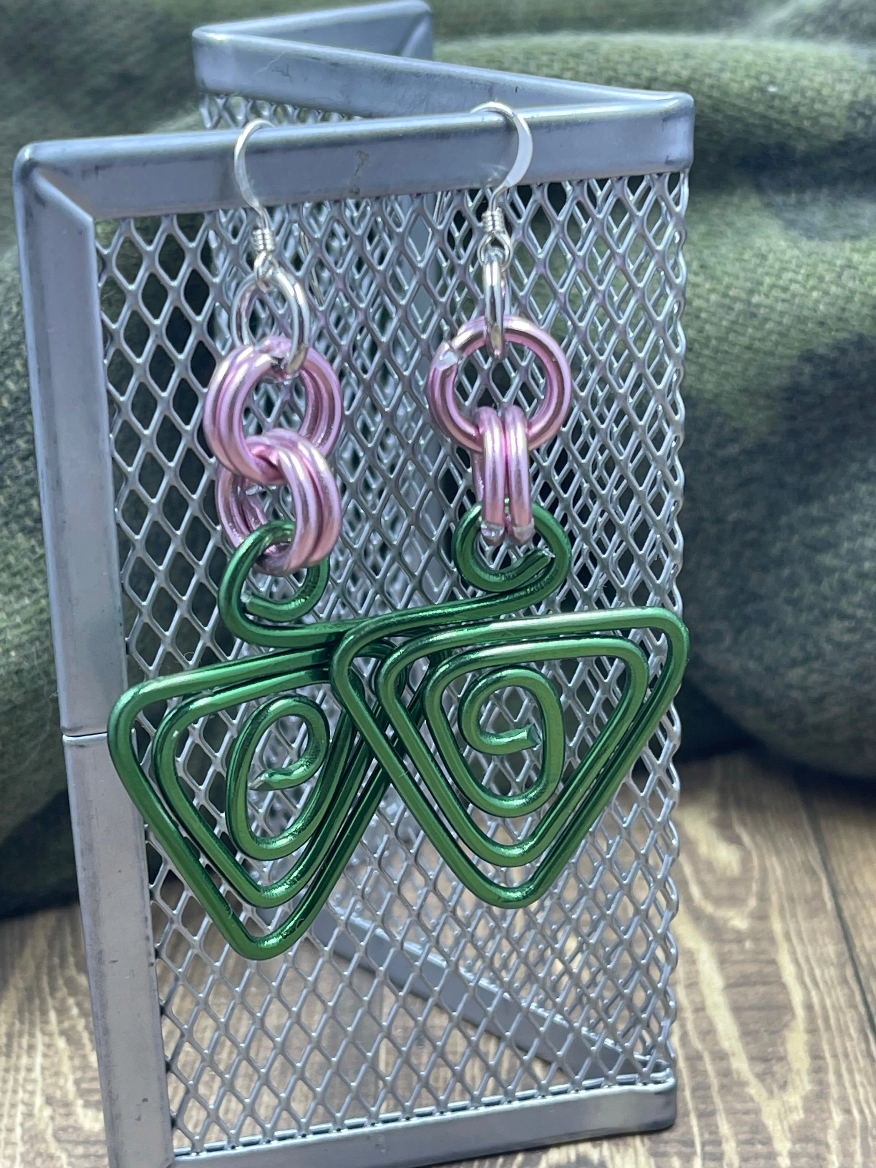 Small AKA Inspired Aluminum Wire Earrings