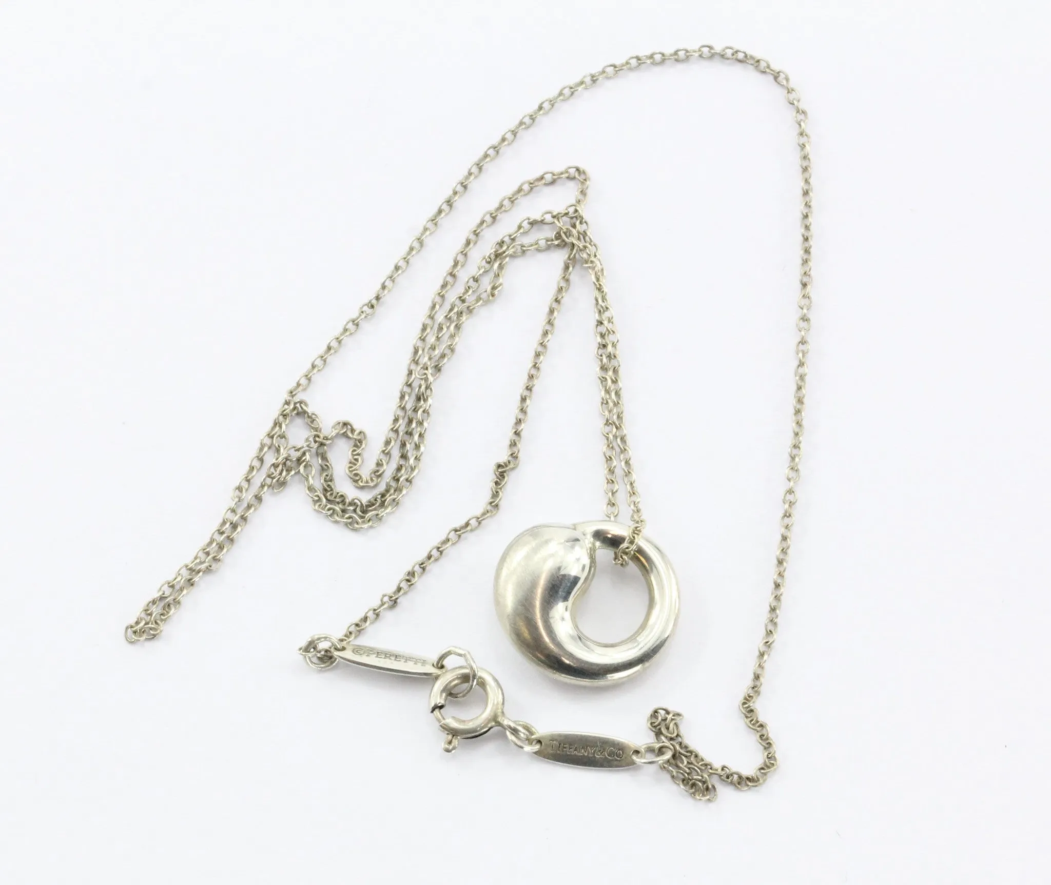 Tiffany & Co Sterling Silver Elsa Peretti Small Eternal Circle Pendant & Chain