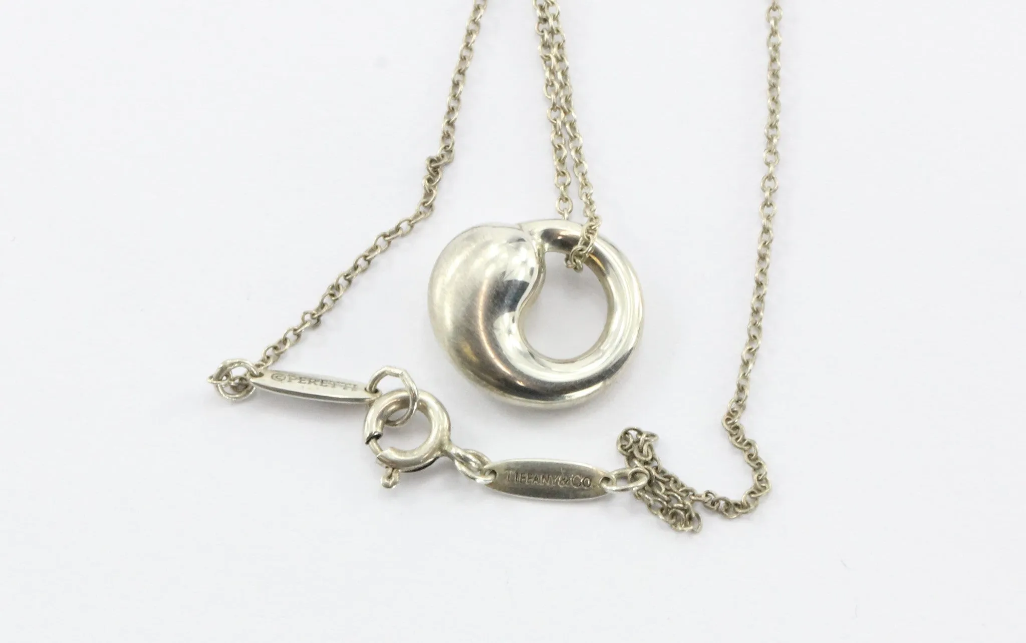 Tiffany & Co Sterling Silver Elsa Peretti Small Eternal Circle Pendant & Chain