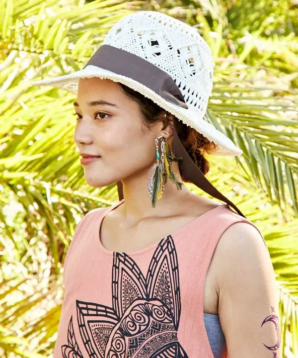 Wendy Feather Earhook