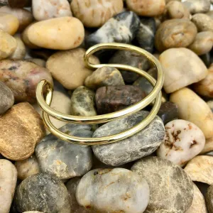 Wire Bombshell Cuff