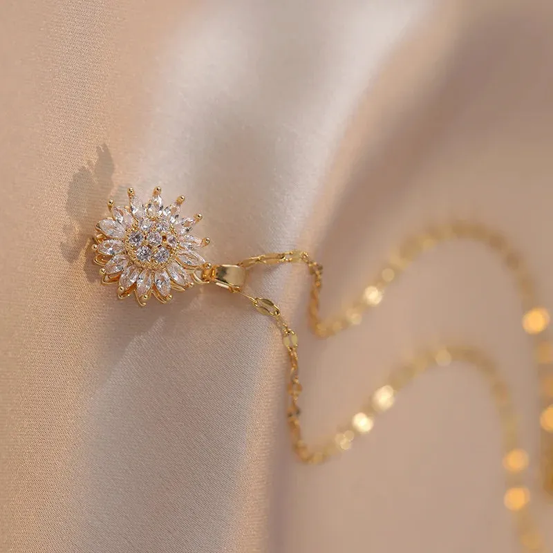 Women's Necklace Rotatable Zircon Sunflower Sunflower Creative Pendant Necklace